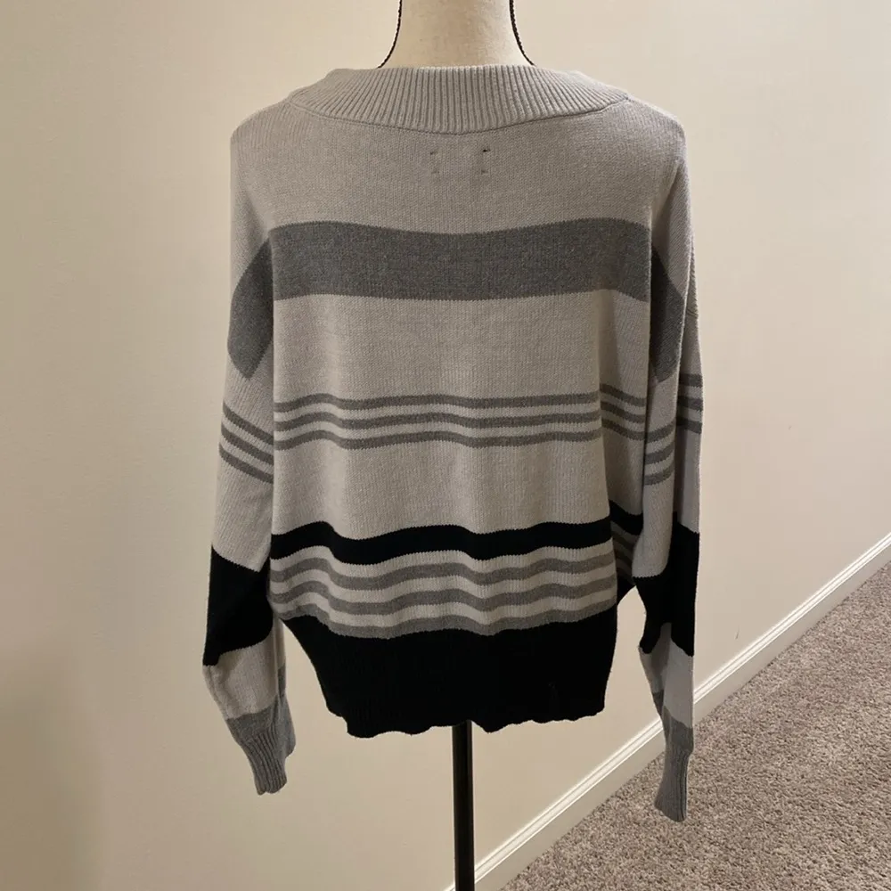 Lucky Brand Striped Sweater Black White Grey Size Large - Image 8