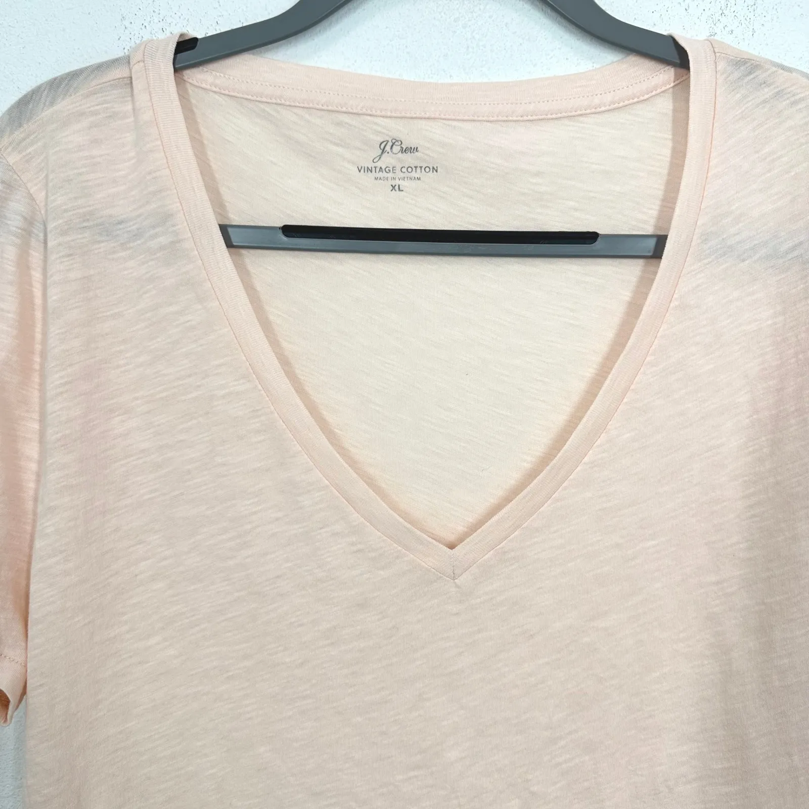 J Crew Vintage Cotton V Neck T Shirt Women's XL Pale Pink Soft Everyday Basic - Image 4