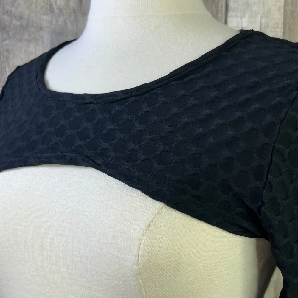 Jolie & Joy By FCT with Love Size XL Long Sleeve Crewneck Mini Crop Top - Image 6