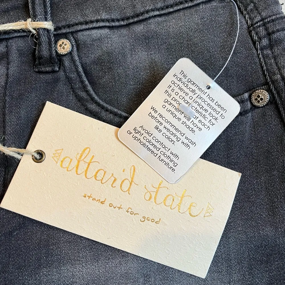 NWT, Altar’d State Black Faded Distressed Jean Shorts, Sz 2/26 - Image 9