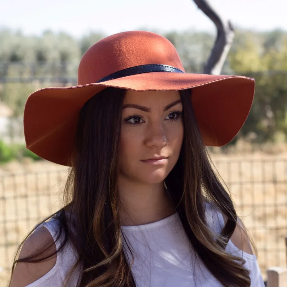 Rustic Bell Floppy Hat - Image 2