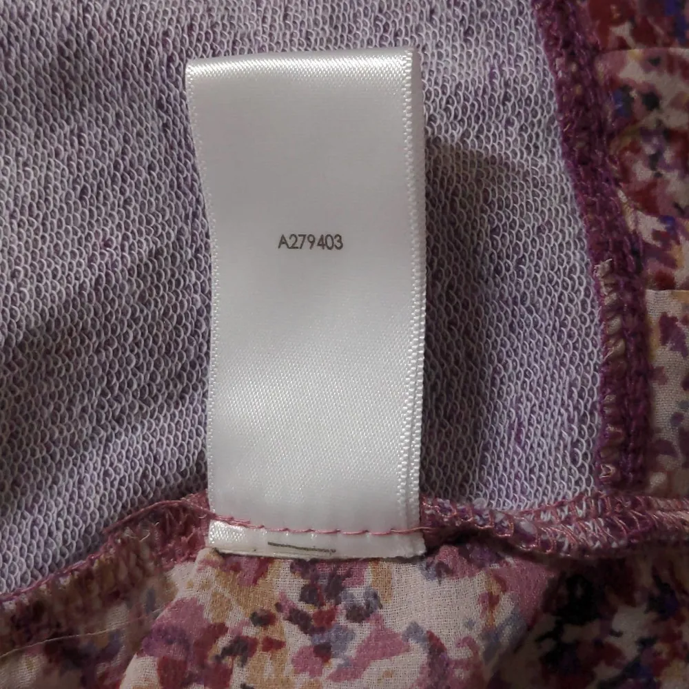 Logo Lounge By Lori Goldstein Split Back Knit Tunic Top Floral Purple L - Image 7