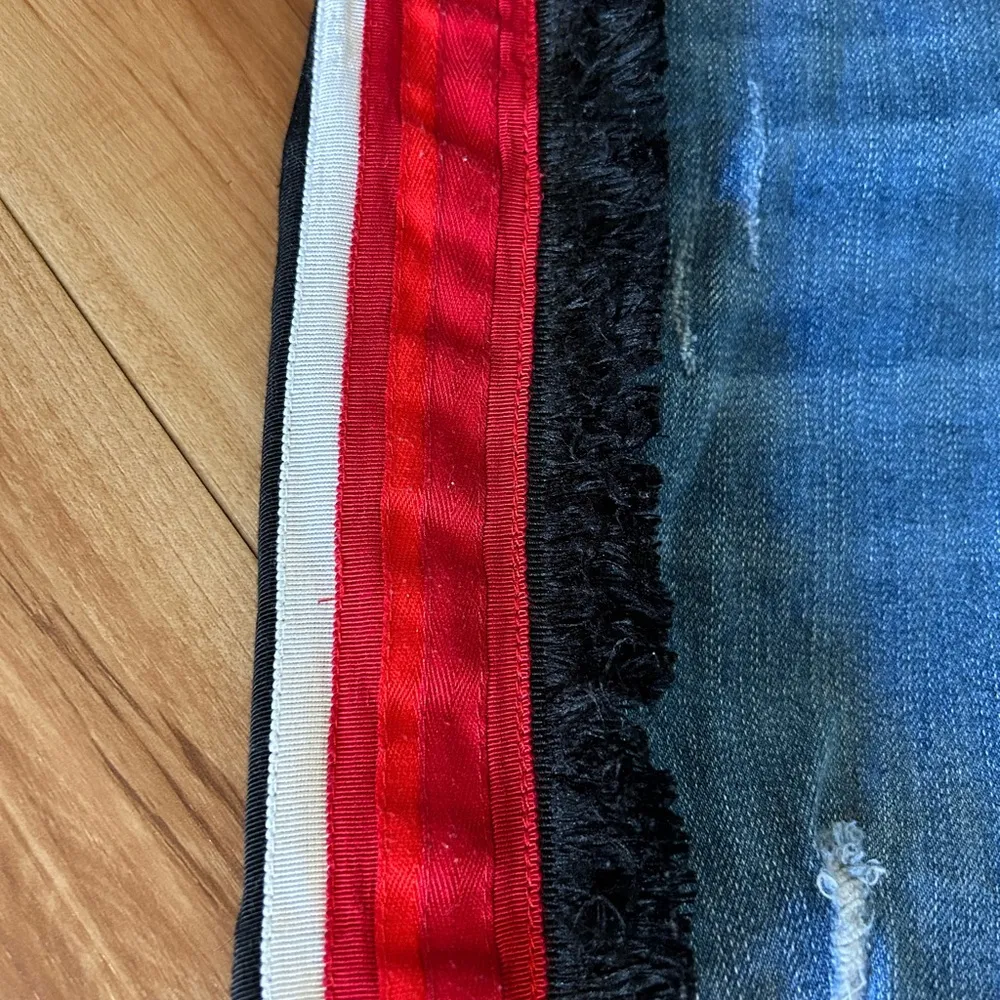 Buffalo Jean Capri - Image 4