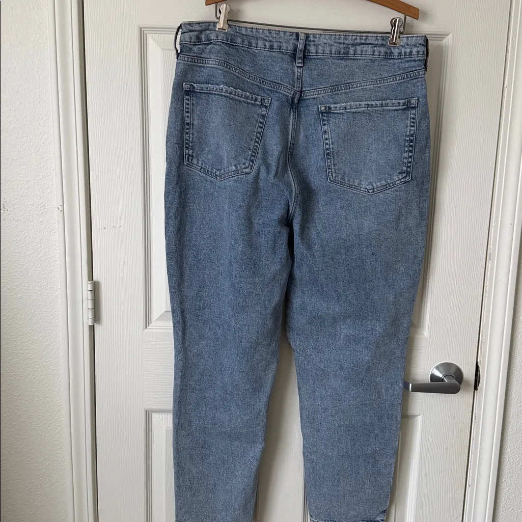Old Navy Size 16 Higher High Rise Light Blue Jeans. - Image 8