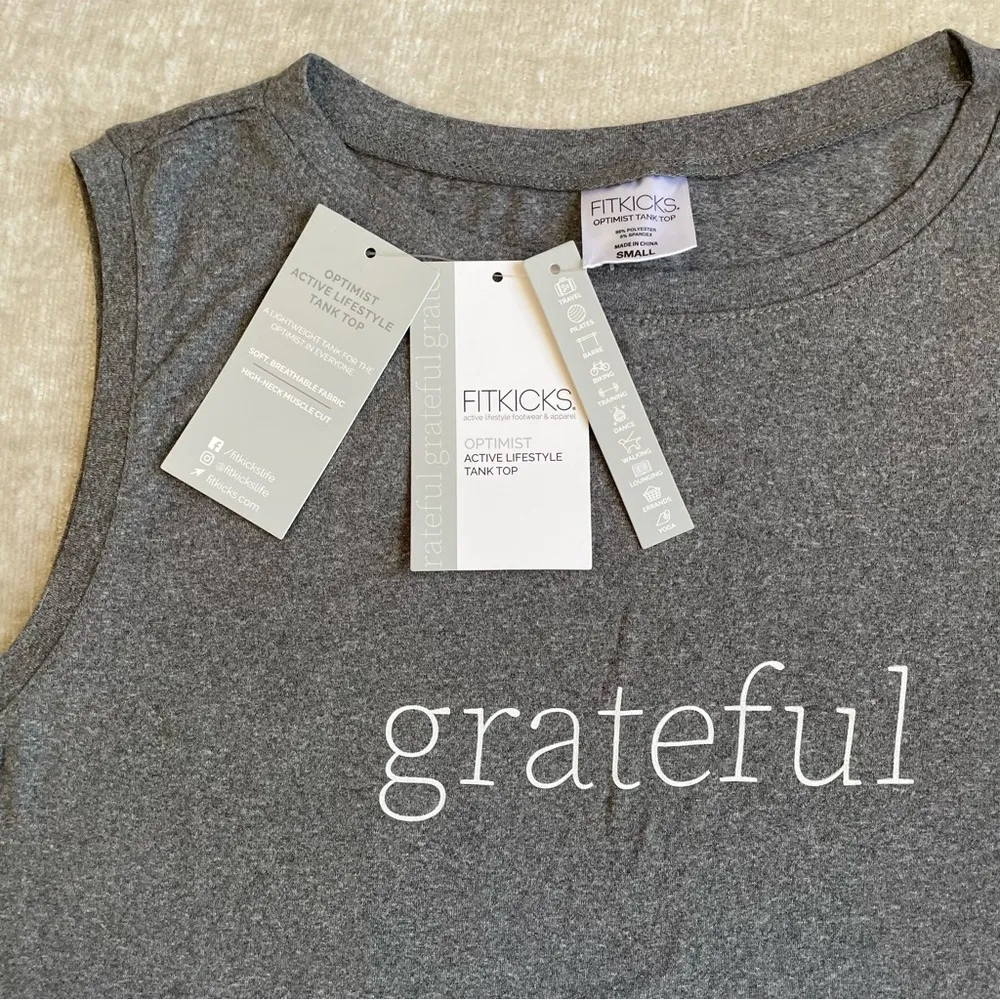 Women's Gray High Neck “Grateful” Workout Tank Top Super Soft Material Small NWT - Image 4