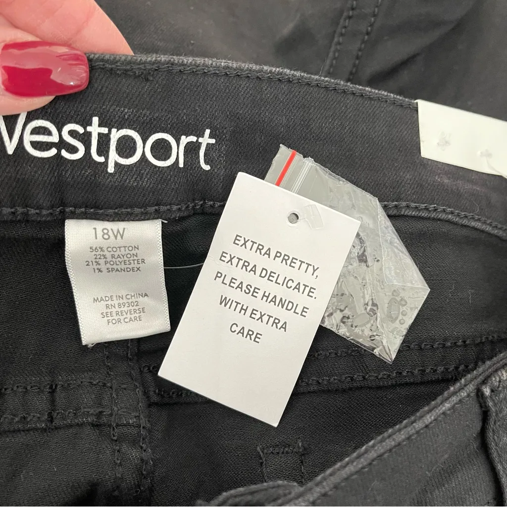 NWT Westport Mid-Rise Straight Leg Signature Fit Black Embellished Jeans 18W - Image 10