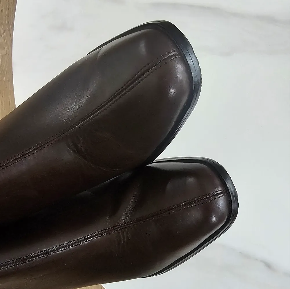 Chocolate Brown Newport News Easy Style Double Zipper Ankle Boots size 8.5 - Image 7