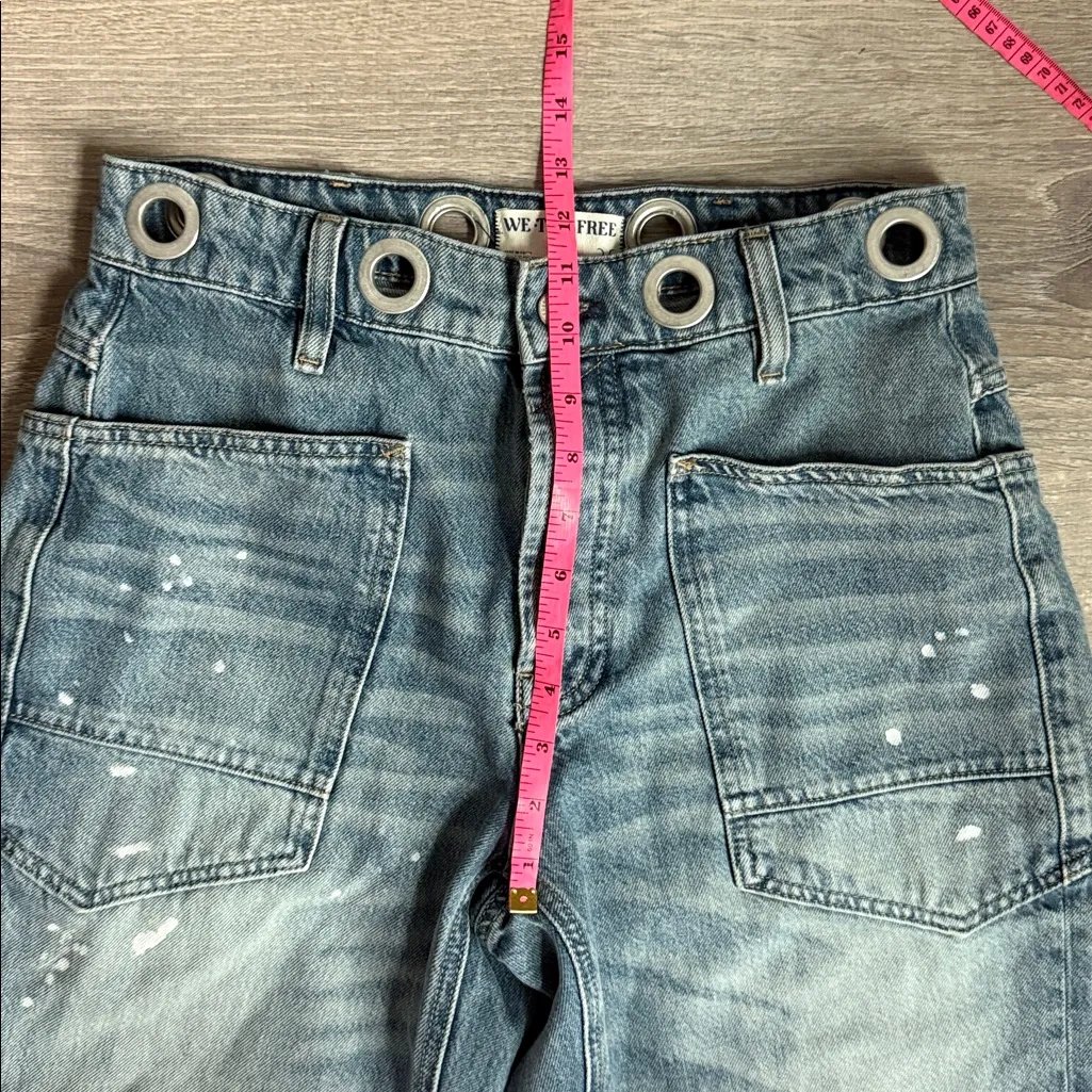Free people We The Free Moxie Low Slung  Barrel Pull Jeans in Timeless Blue 25 - Image 7