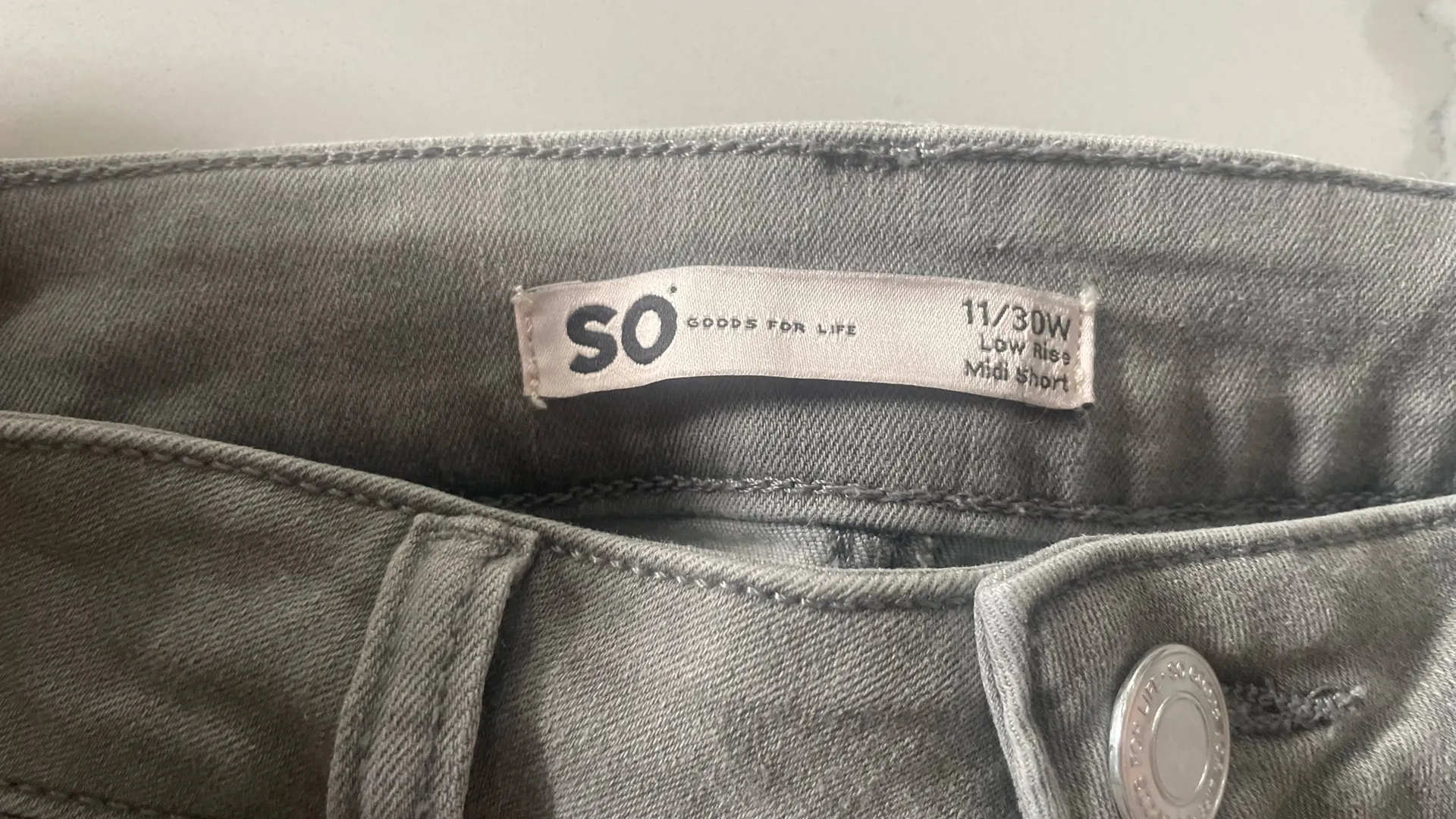 SO Jean Shorts grey low rise Gray Size 30 - Image 3