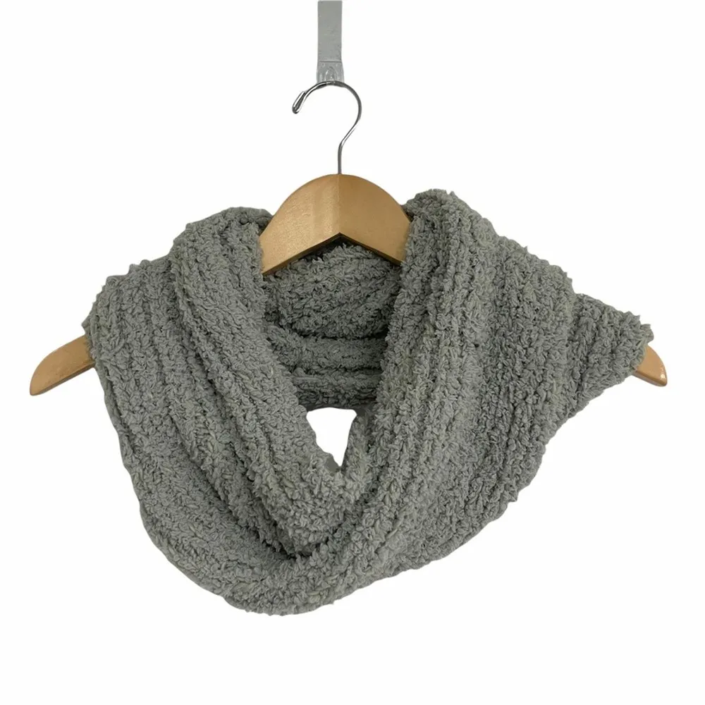 KENDALL & KYLIE Infinity Twist Scarf Mint Sea Green Cowl Neck Wrap Cozy Fluffy - Image 2