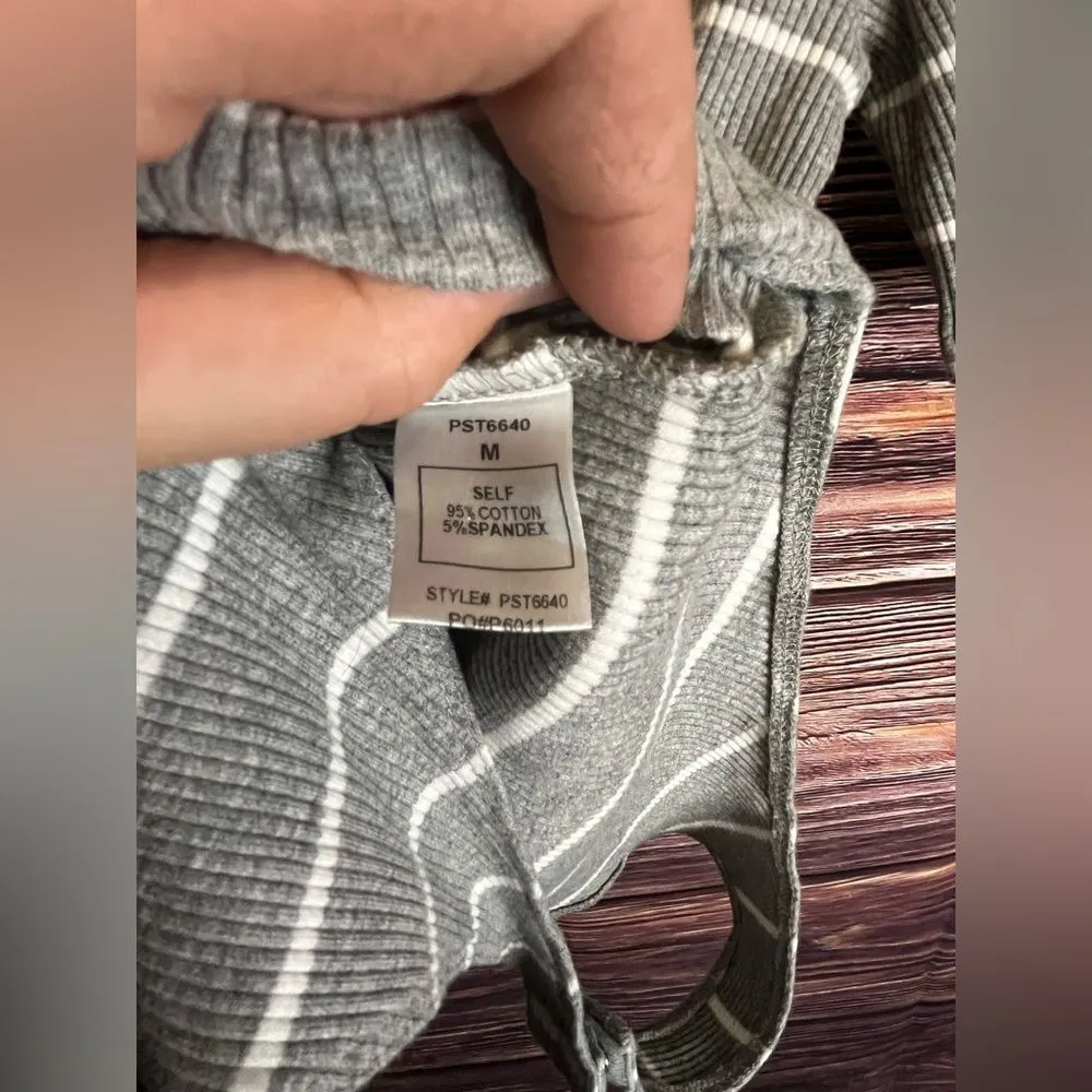 Polagram Gray and White Striped Half Sleeve Bodysuit. Size Medium. - Image 11