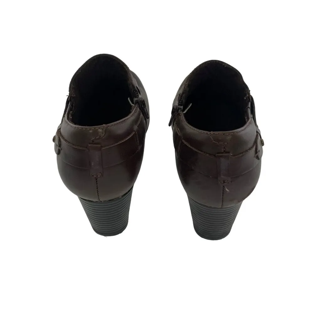 Clarks Ankle Booties Womens 6 Brown Leather Comfort Walking Shoes Classic - Image 2