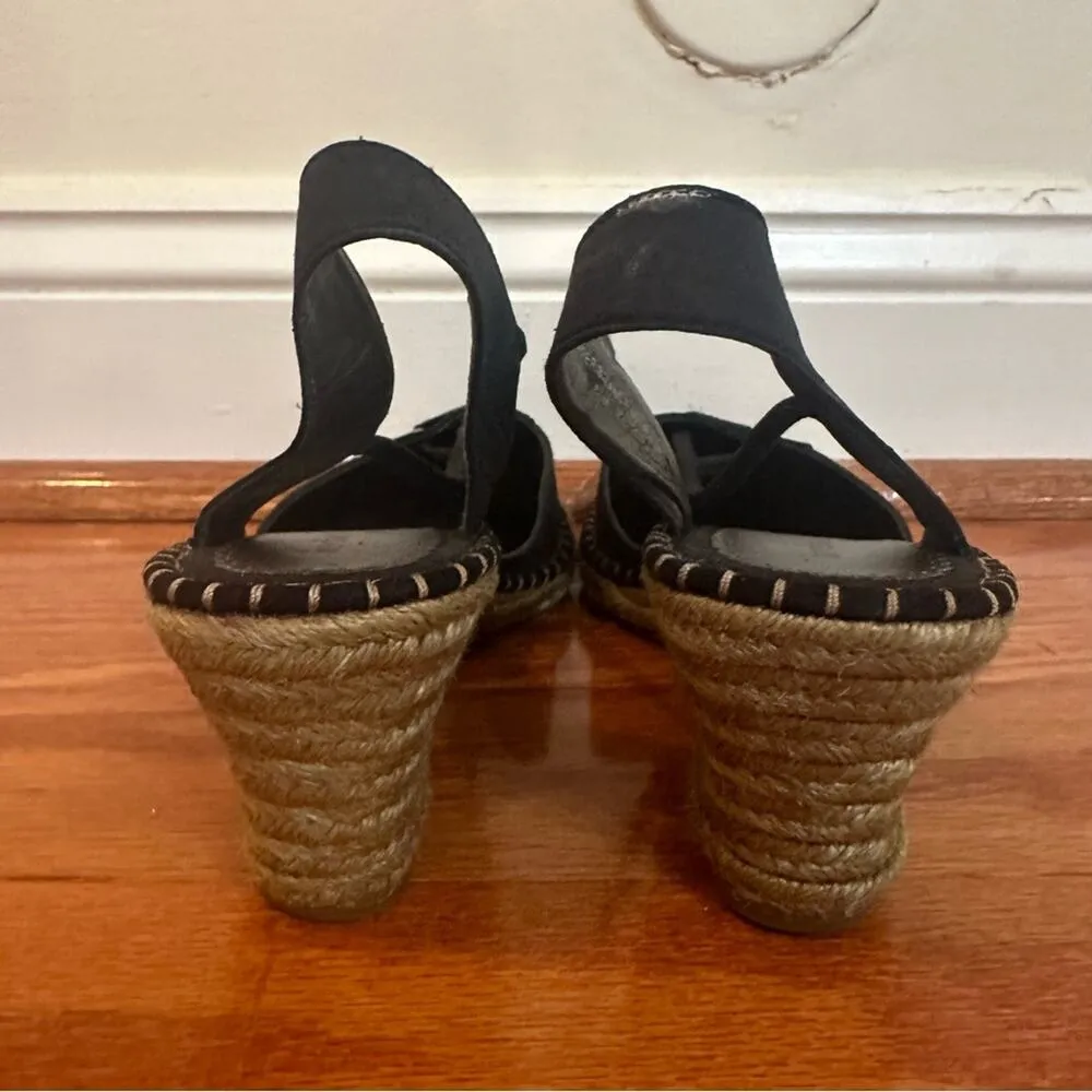 Liz Claiborne Black wedge espadrilles sz 8.5 Closed Toe Wedge Heel Espadrilles - Image 4