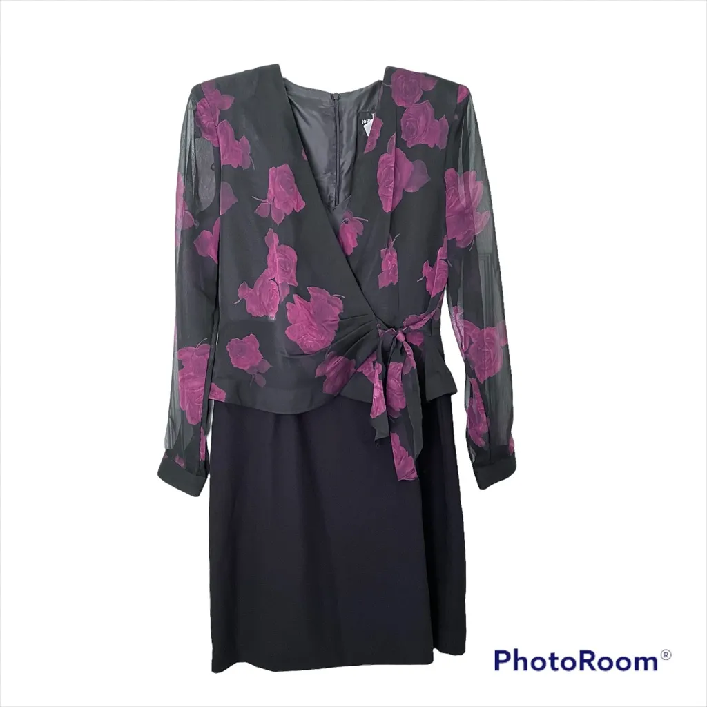 Formal cocktail wrap dress black and burgundy wedding size 6 - Image 15