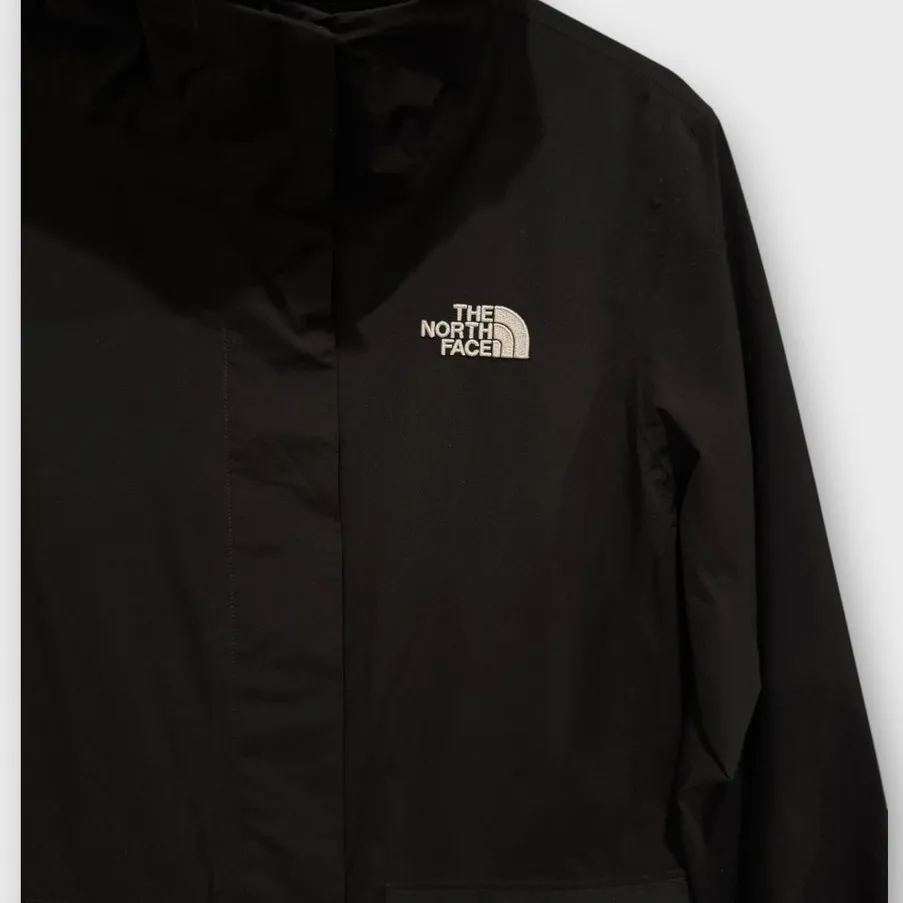 The North Face Women’s City Breeze Rain Parka II Size Medium - Image 10