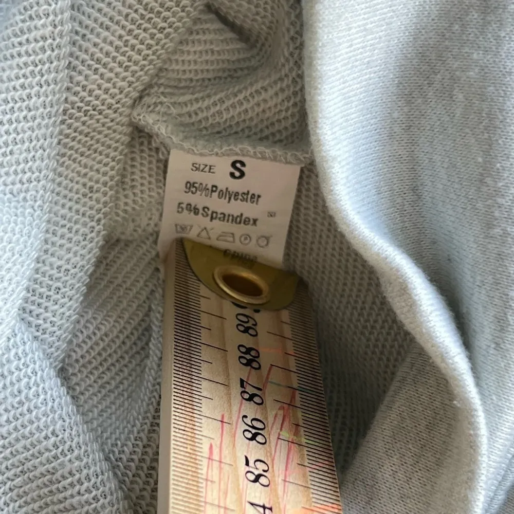 Women's Homebody sweater silver grey funny long sleeve light fabric mom size s . - Image 6