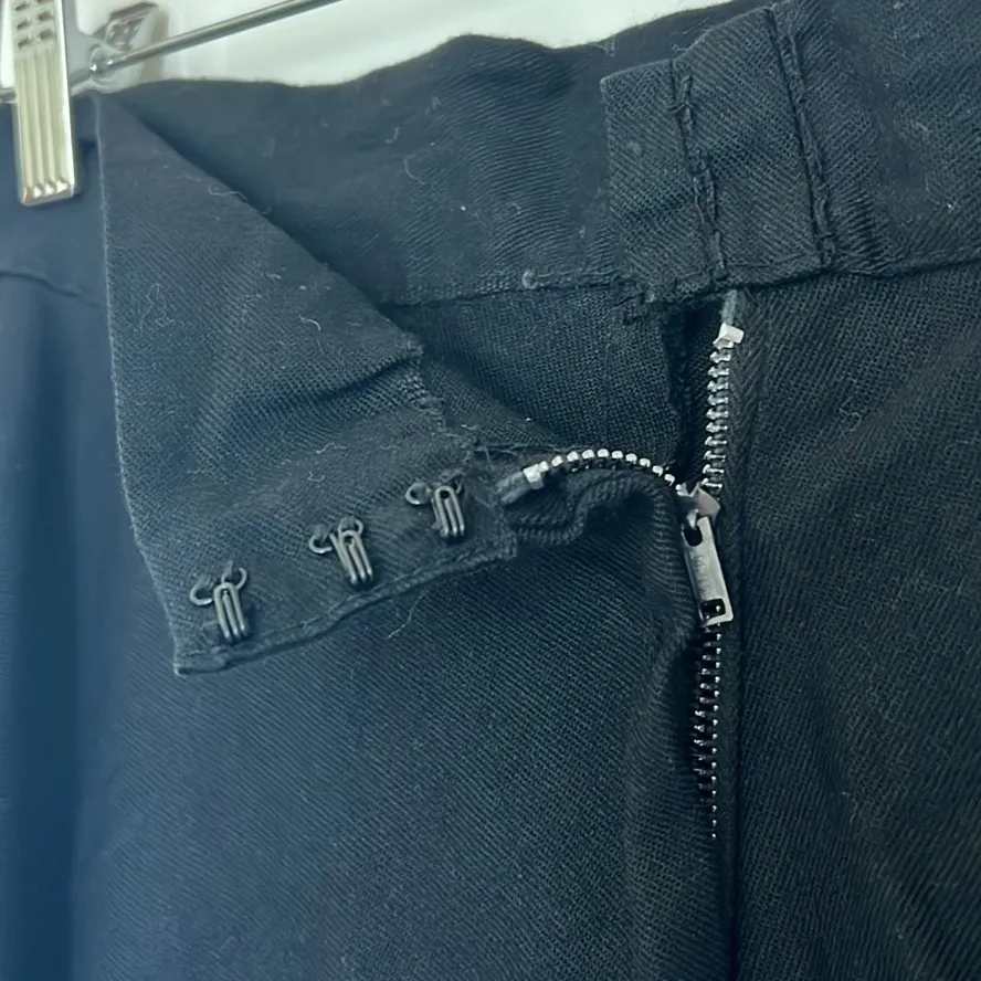 Small Vintage 40s 50s Embroidered Paris cotton skirt - Image 7