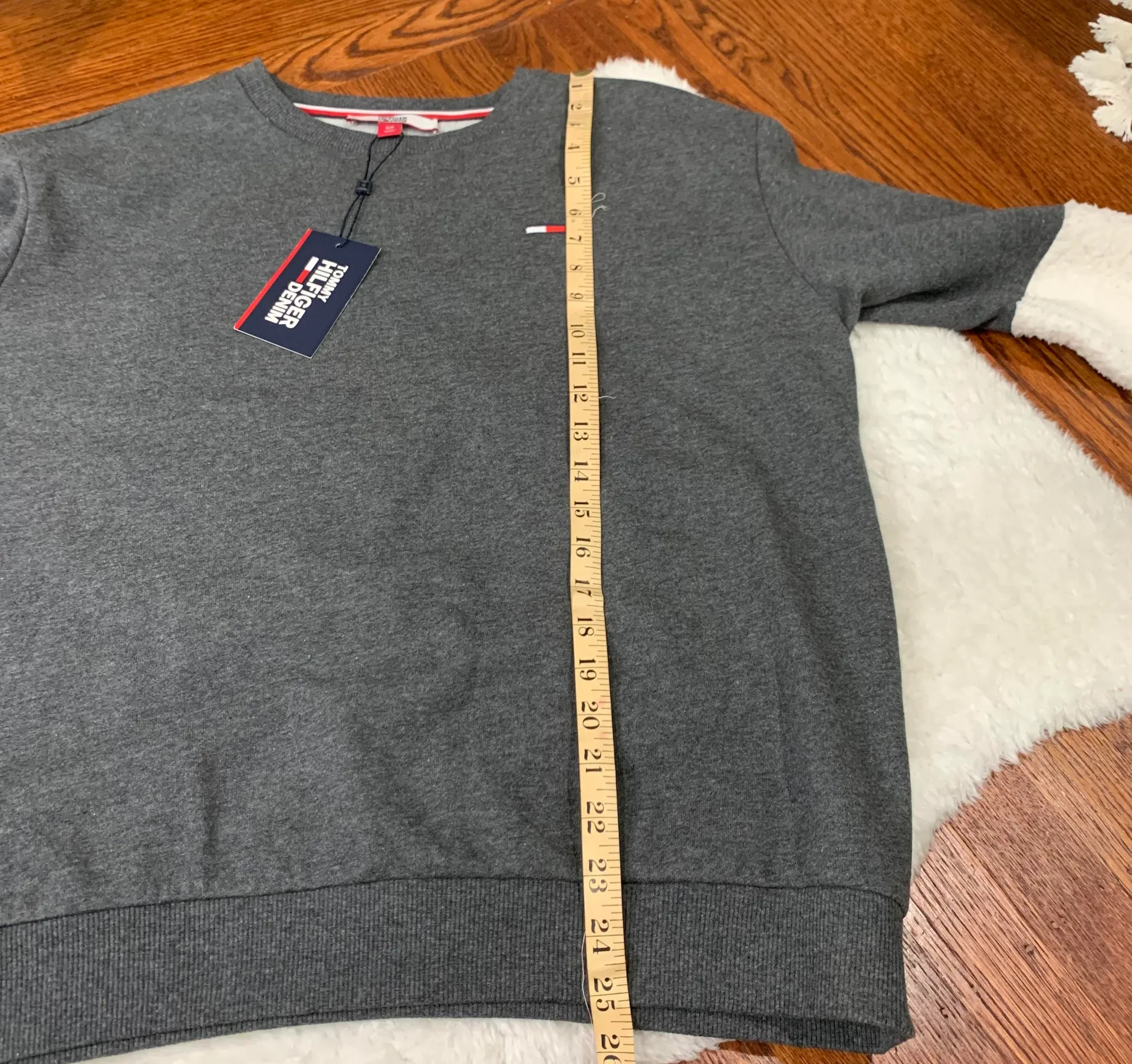 Grey Crewneck Sweatshirt Sherpa NWT - Image 5