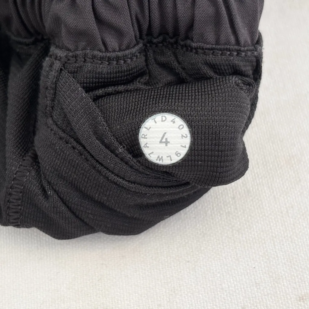 Lululemon Hotty Hot Short II Long 4", Black - Image 5