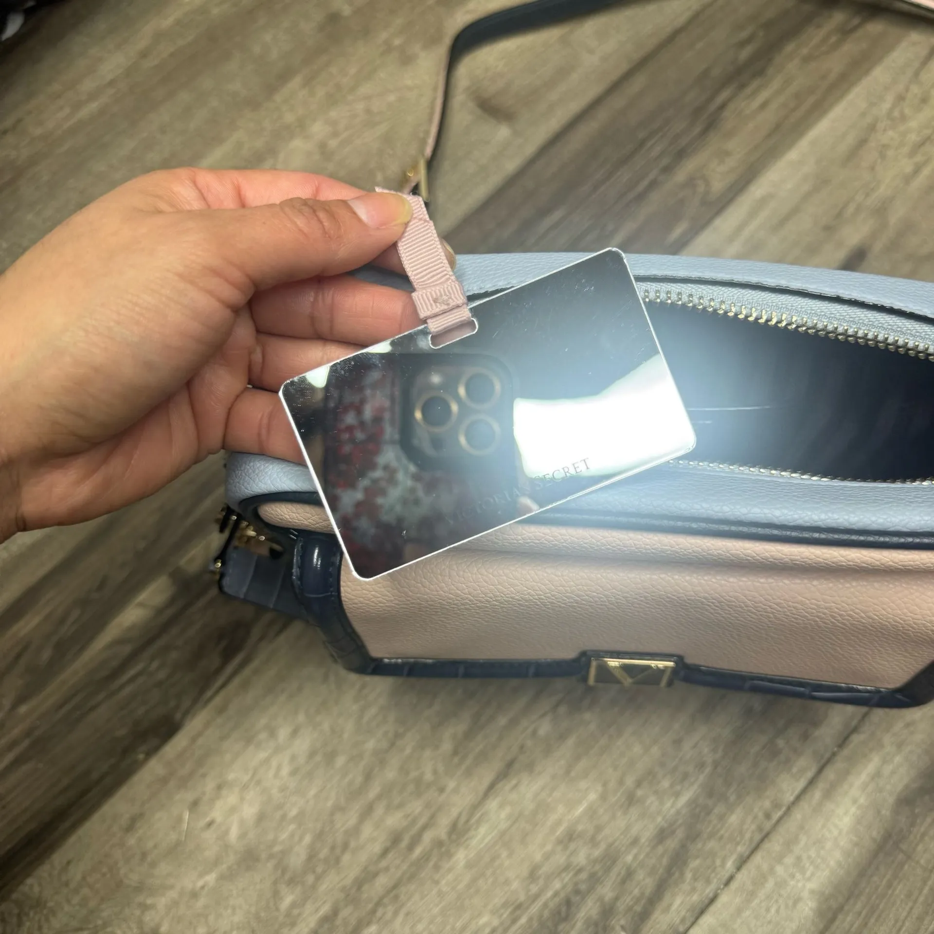 Victoria's Secret LIMITED EDITION Victoria Pocket Crossbody Purse  - Image 9