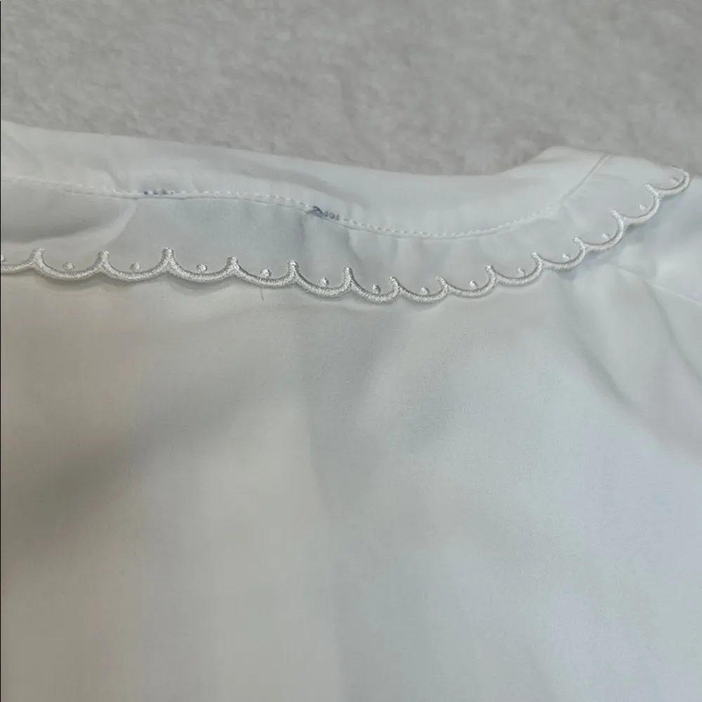 NWT CeCe White Cap Sleeve Button Down Shirt with Peter Pan Collar size M - Image 16