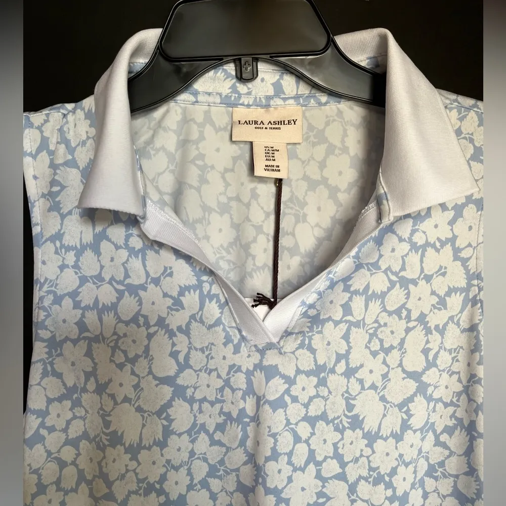 Laura Ashley Polo Shirt M Blue
Floral Zip Collar Golf Tennis
Pickleball UPF - Image 5