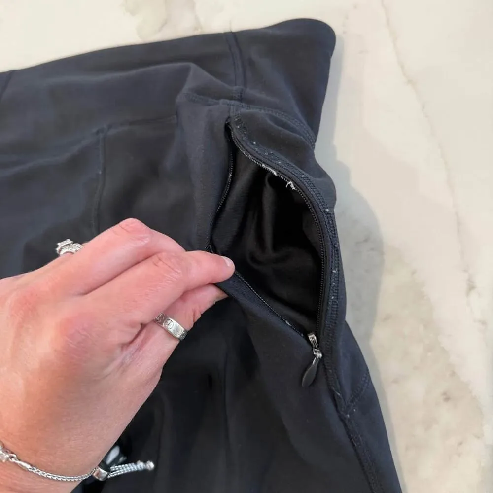 Under Armour HeatGear No-Slip Waistband Activewear Capris Womens Medium Leggings - Image 9