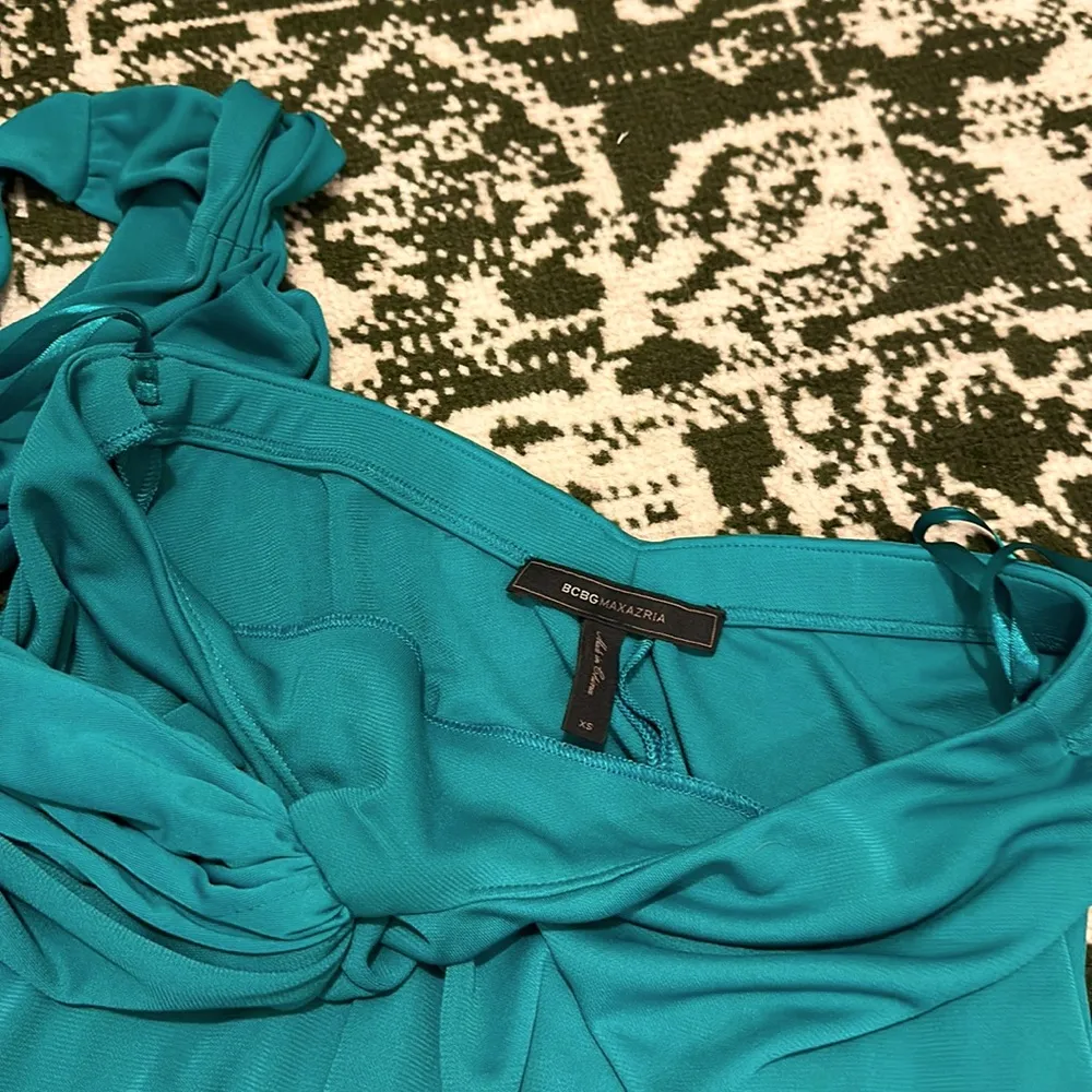 BCBGMAXAZRIA Oleysa Maxi Dress - Image 4