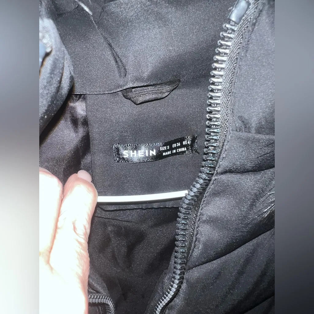 SHEIN Black Quilted Jacket with Two Way Zipper - Image 8