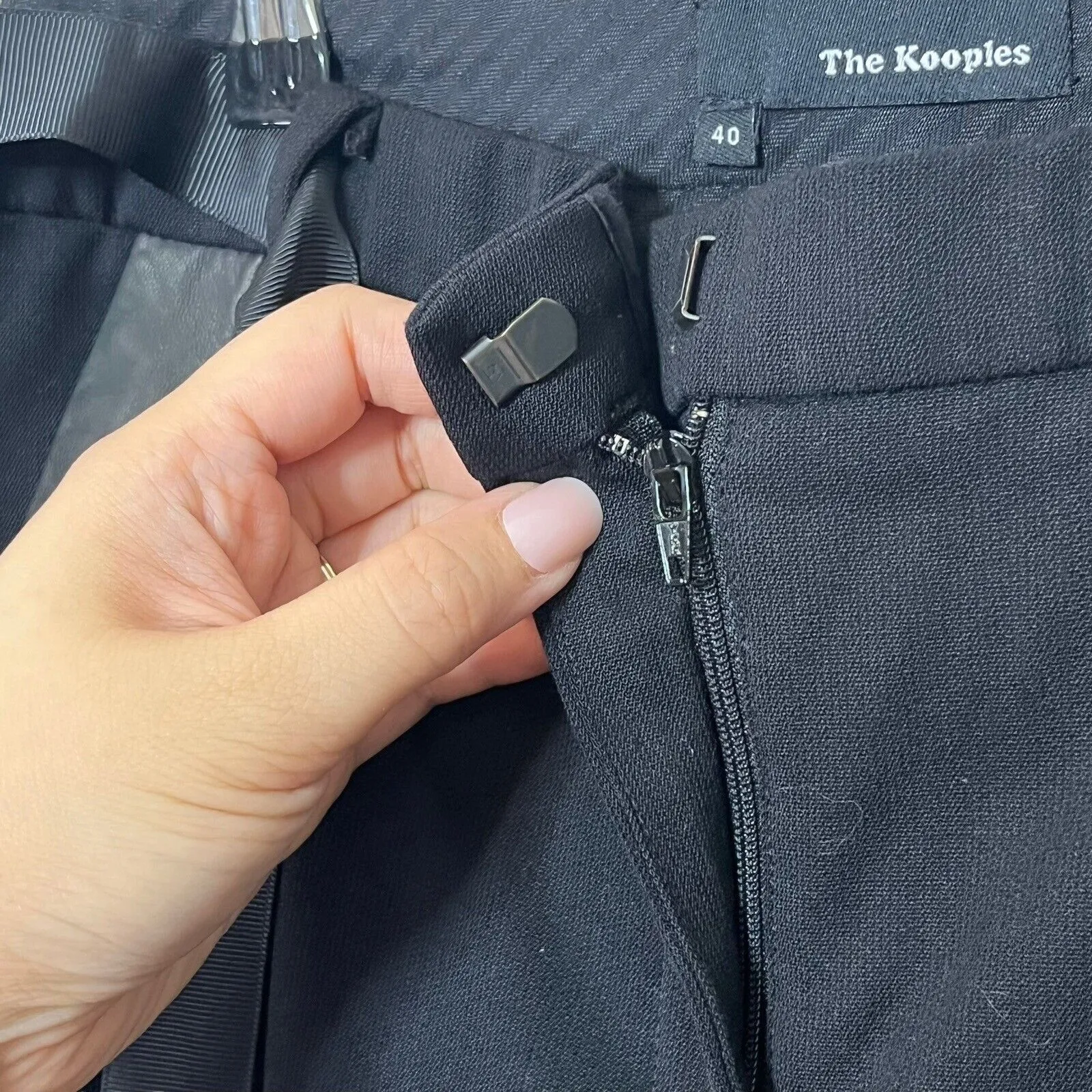 The Kooples Cropped Trouser Pants Women’s Large Black Wool Slim Fit Leather Trim - Image 8