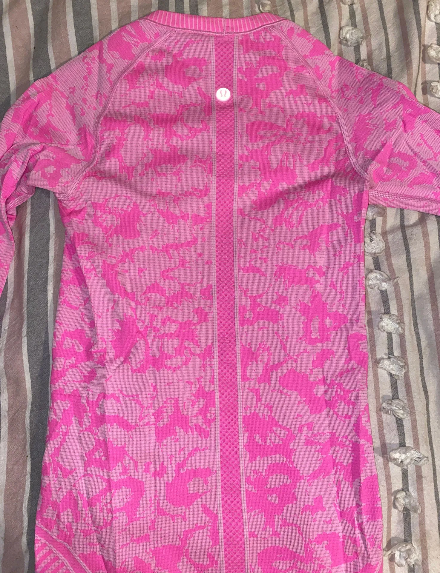 Lululemon longsleeve - Image 2