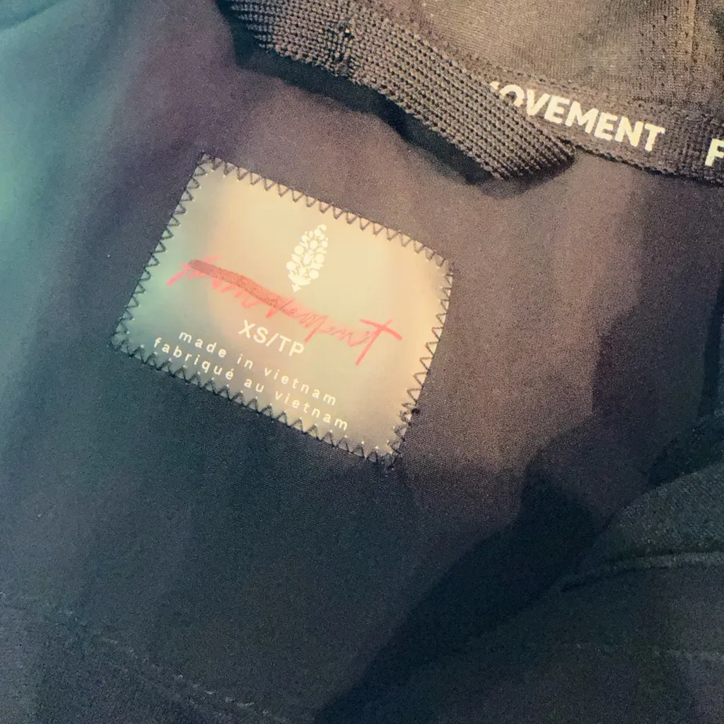 FP Movement Singin' in the Rain Printed Ski Snowboard Jacket in Alien Combo XS - Image 7