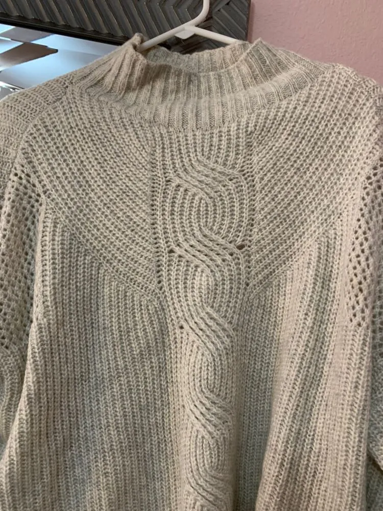 Maurice's A Whiteish Gray Sweater - Image 2