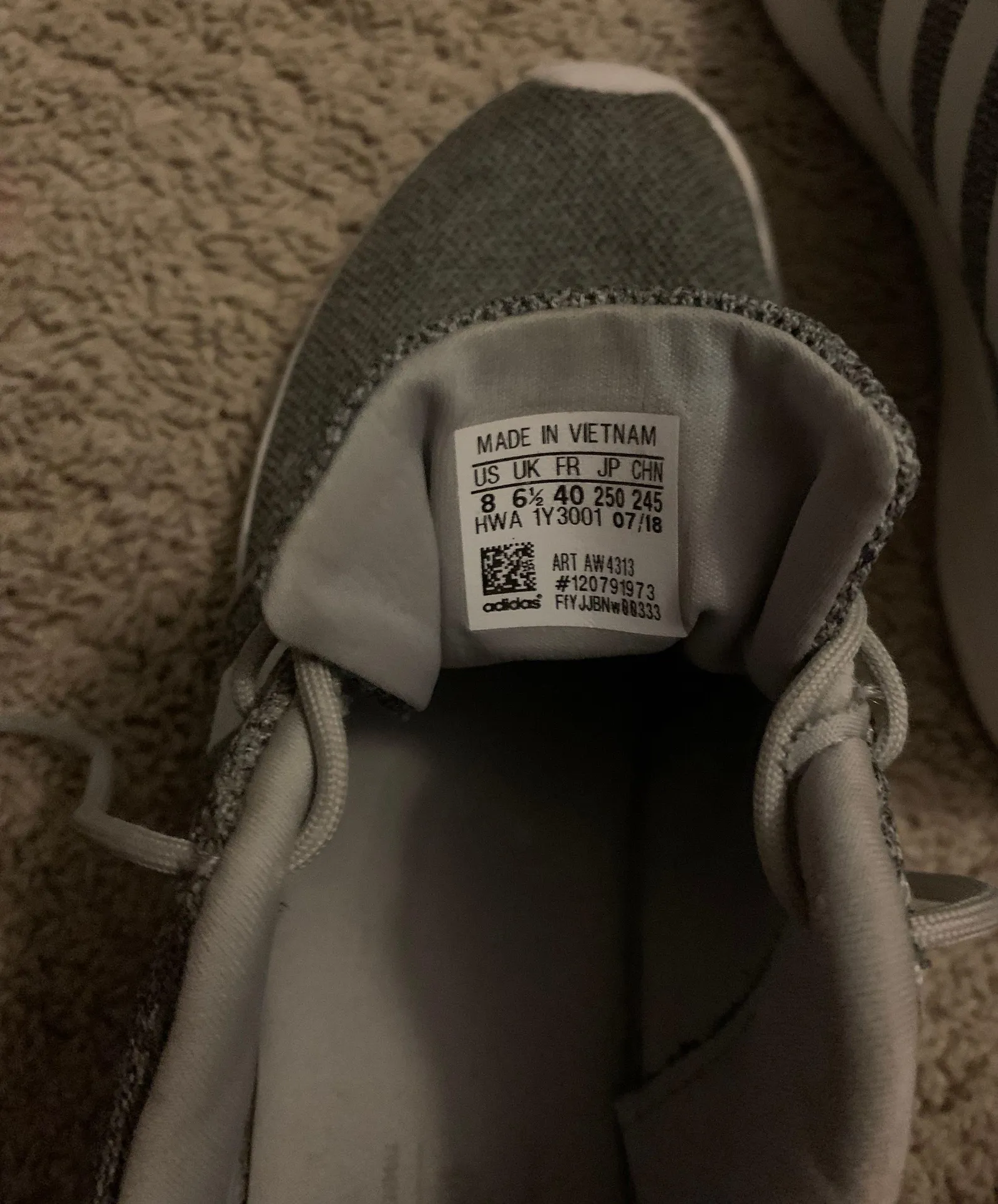 Gray  Tennis Shoes - Image 4