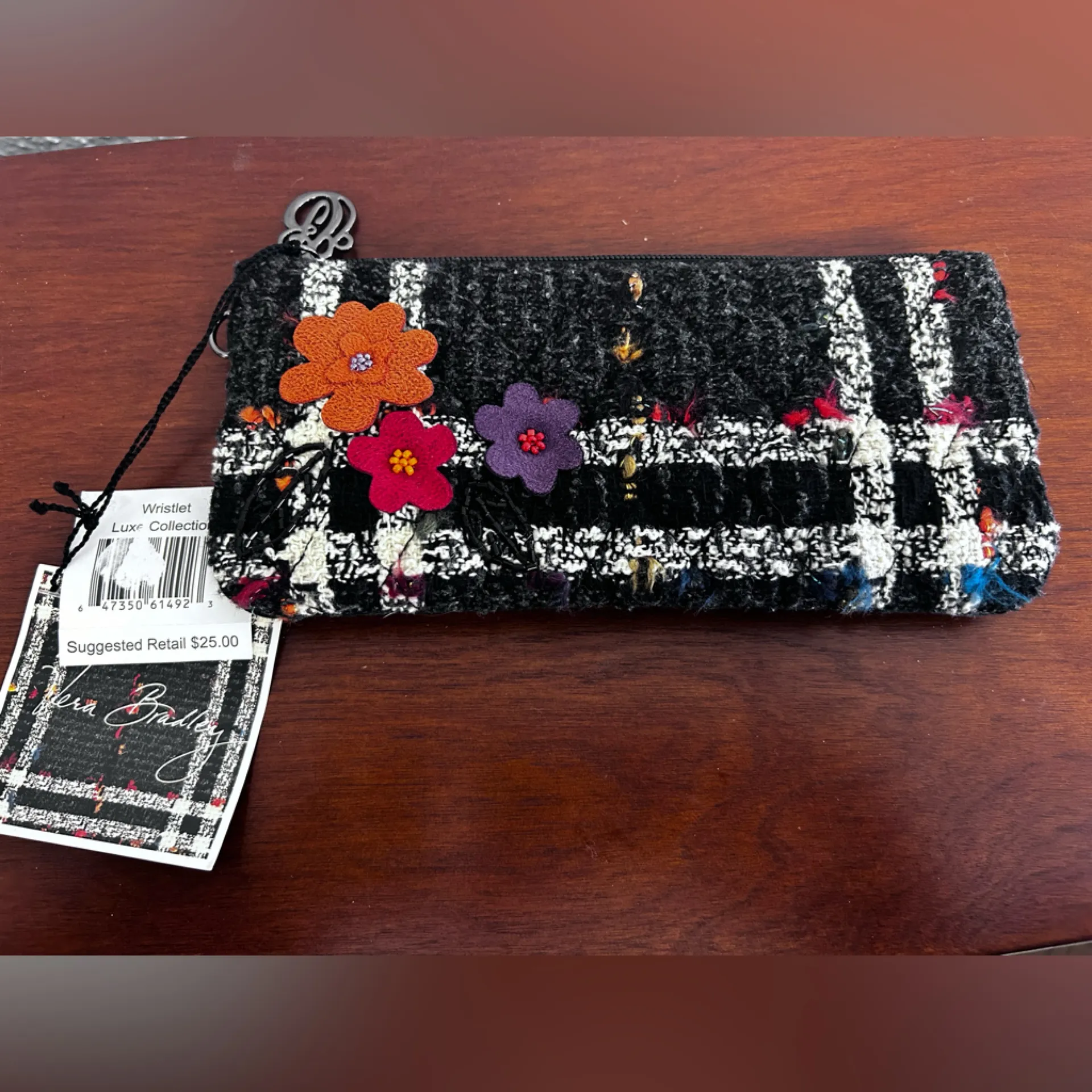 NWT Vera Bradley luxe Collection Tweed Wristlet - Image 2