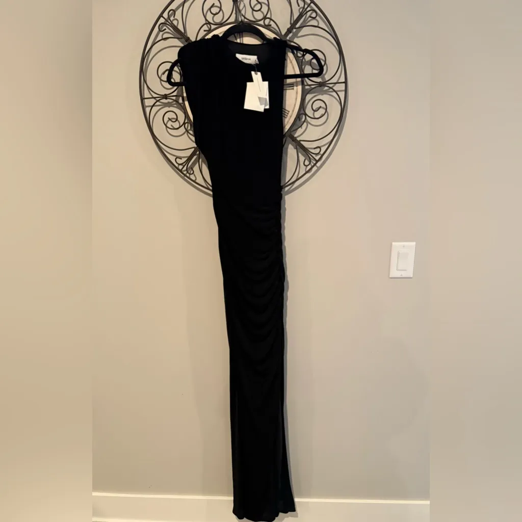 MISHA
CHANTRIA SLINKY ONE SHOULDER SIDE SPLIT DETAIL GOWN IN BLACK Size XXS - Image 2