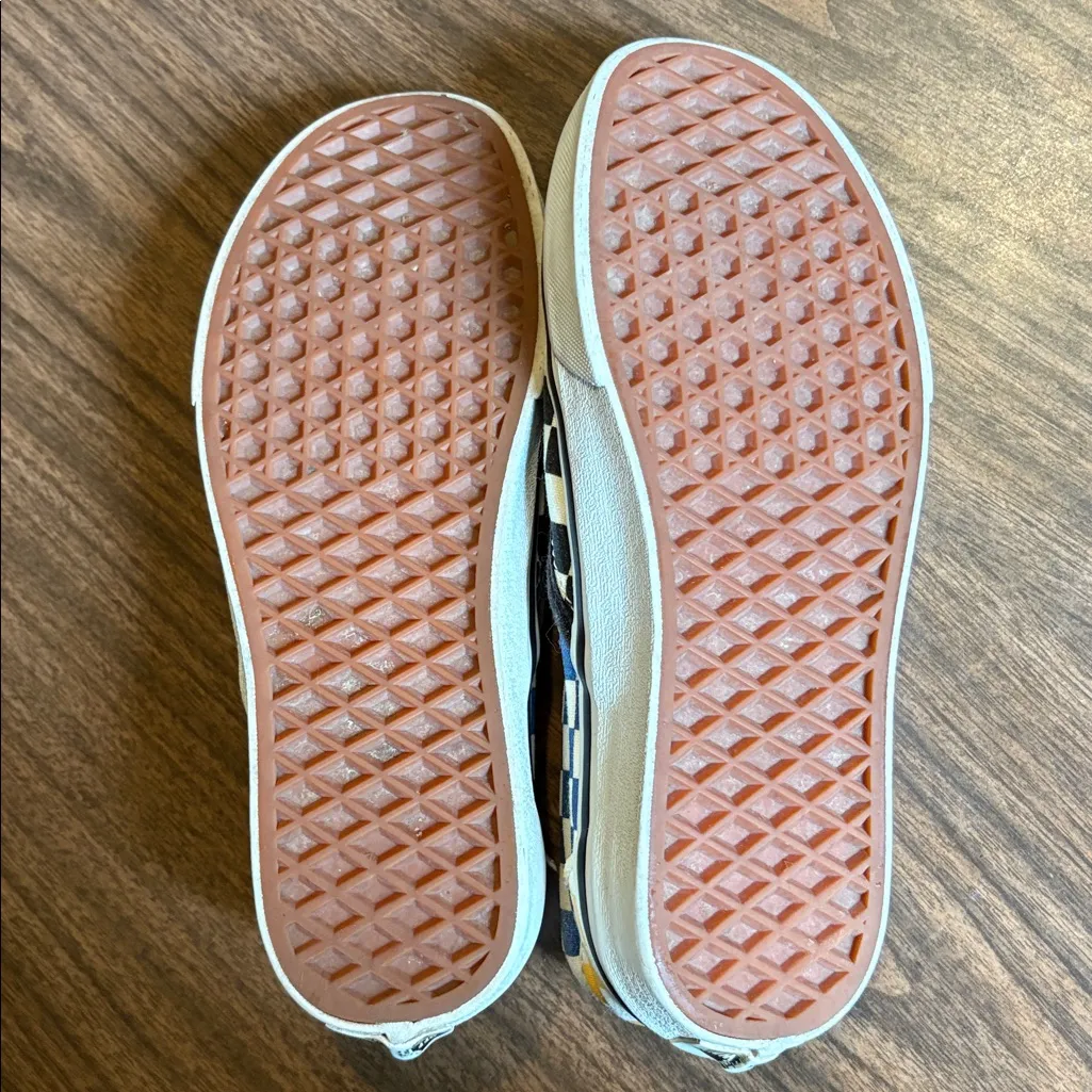Vans Rainbow Checkerboard Slip On Shoes Men’s 5 Women’s 6.5 - Image 5