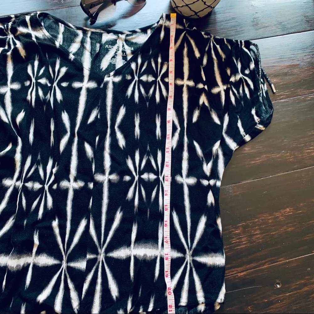 Juicy Couture Cold Shoulder Top - Image 7