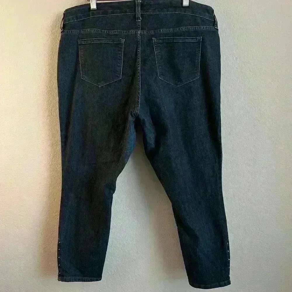 Torrid Denim Women’s Jeans w/Leg Side Zippers and Stud Design Size‎ 14 - Image 4