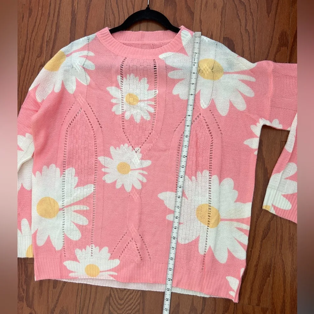 Dasiy Mea Floral Sweater in Blush pink - Image 5