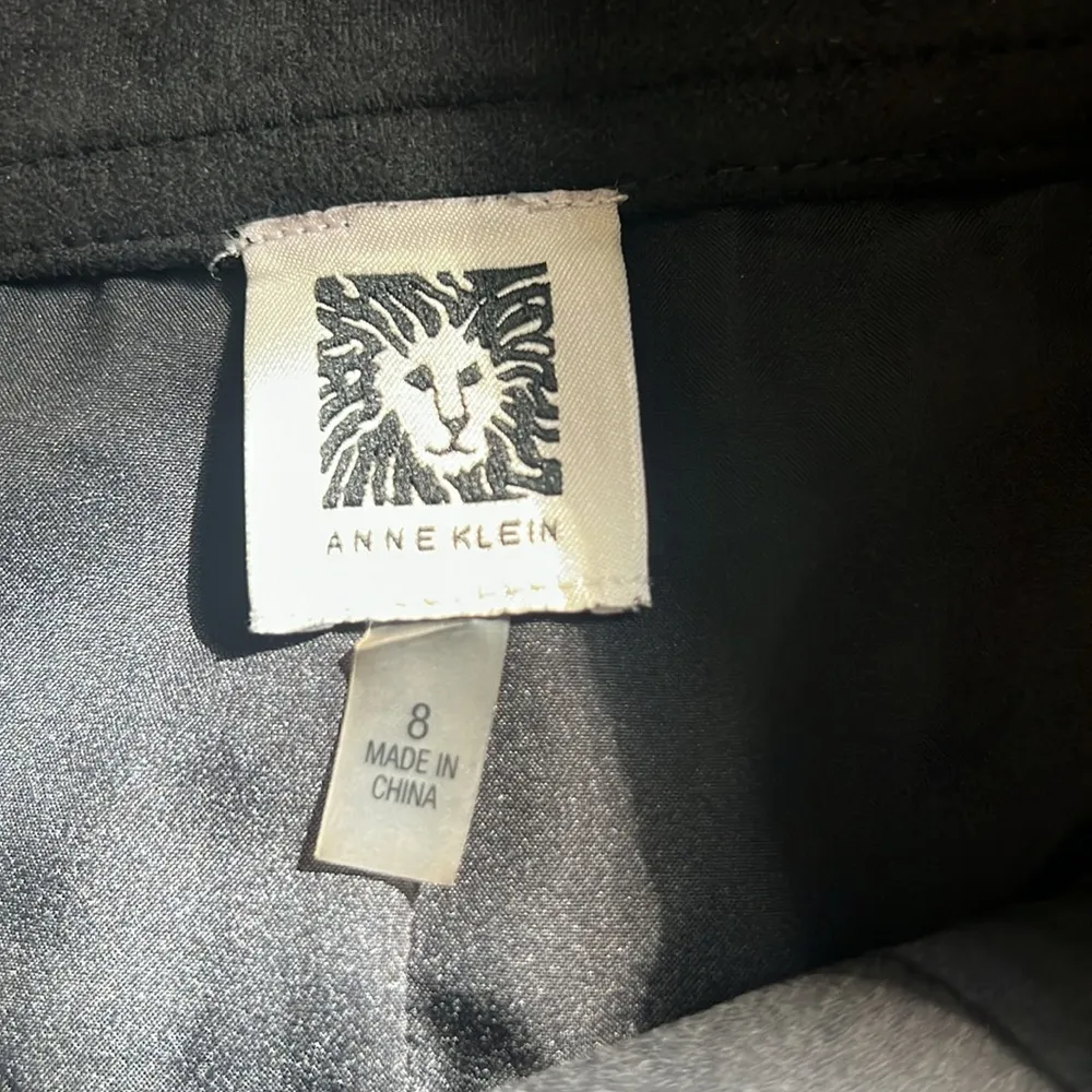 Anne Klein NWT Black Faux Suede Cargo Asymmetric Skirt - Image 6