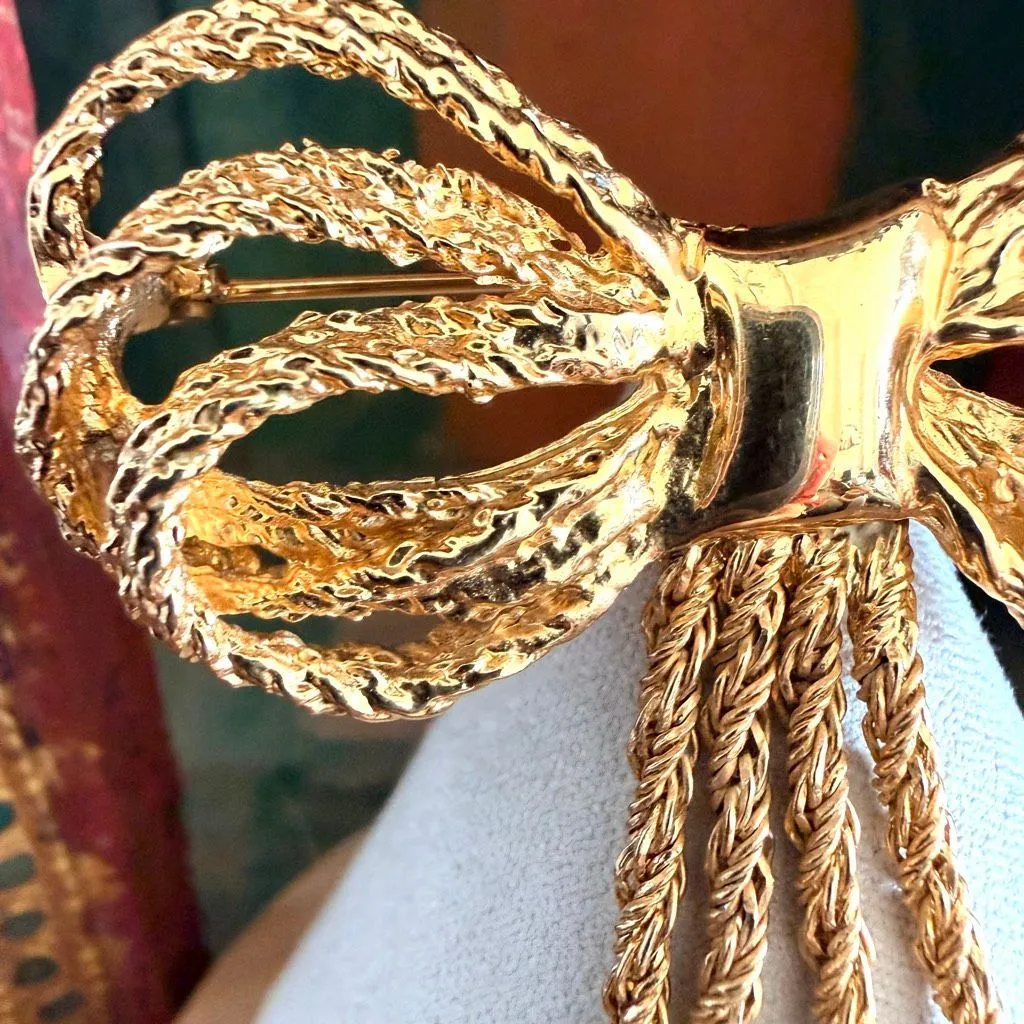 Vintage Gold Tone Rope Bow Tassel Brooch - Image 3
