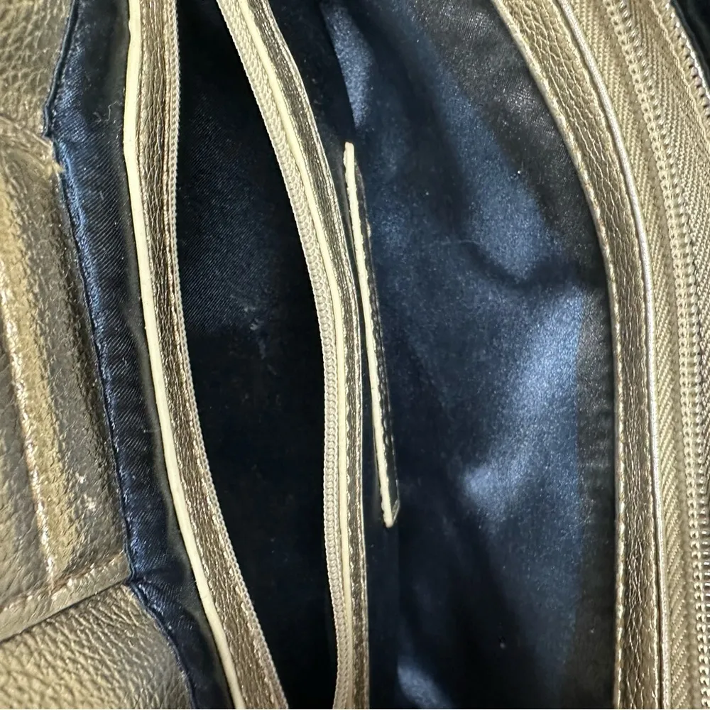 Tignanello Rattan Woven Faux Leather Gold Metallic Trim Shoulder Bag Purse - Image 10