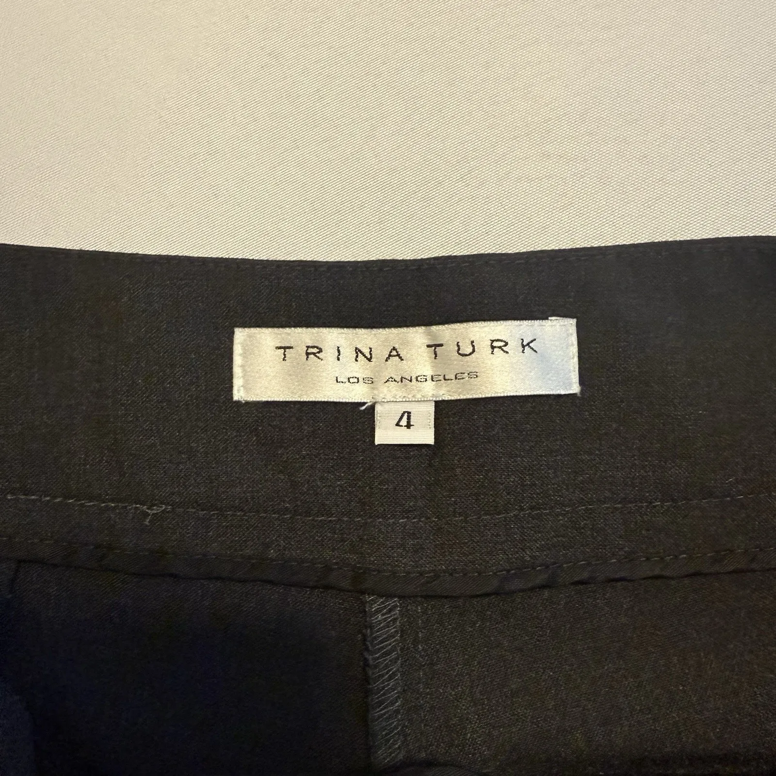 Trina Turk Wool Wide Leg Pleated Cuffed Hem Trouser Gray Pants Trendy Sz 4 EUC # - Image 7