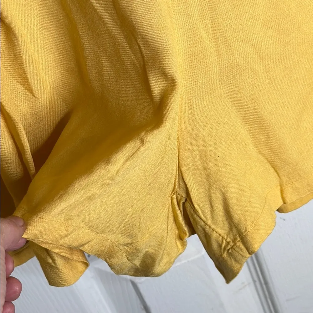 O'Neill  Yellow Tunic Shorts Romper Size Medium - Image 5