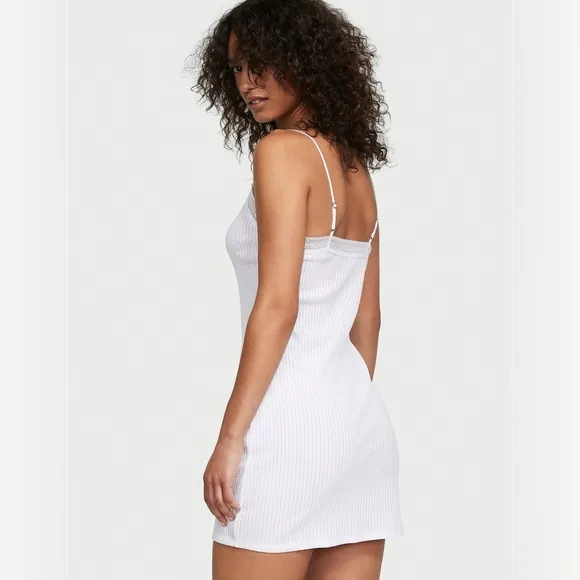 NWT SOLD OUT- VICTORIA'S SECRET Lace-Trim Pointelle Short Slip, SMALL - Image 2