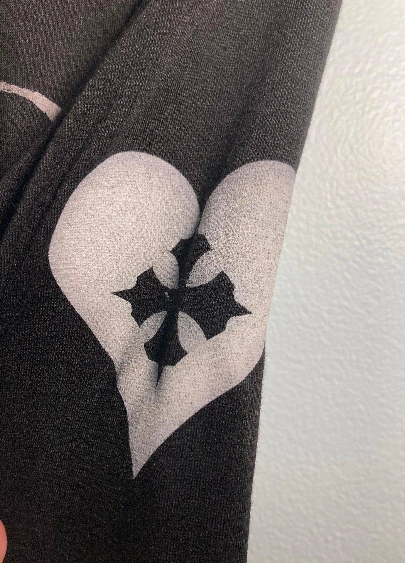 Blackheart Sweatshirt HighLow Light Fabric - Image 3