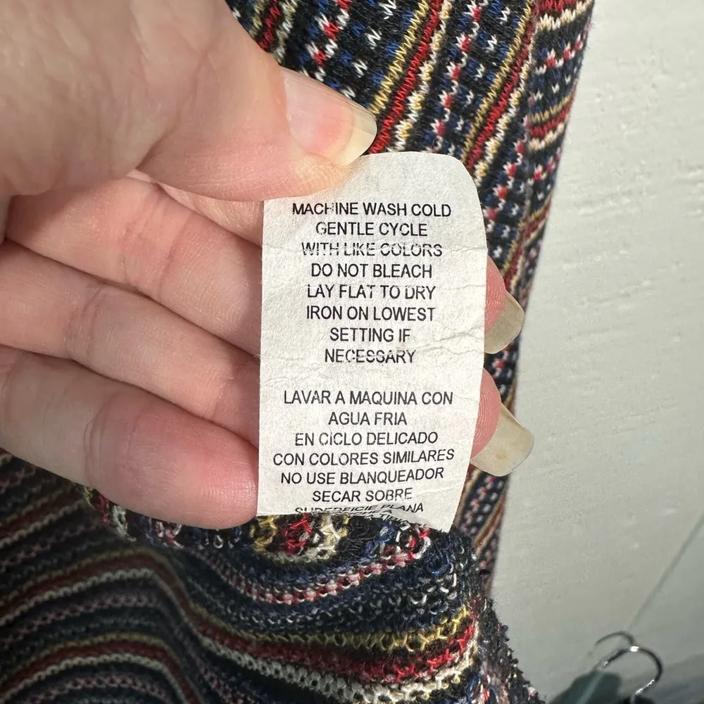 Lily White Multicolored Boho Fringe Sweater Size Medium EUC - Image 10