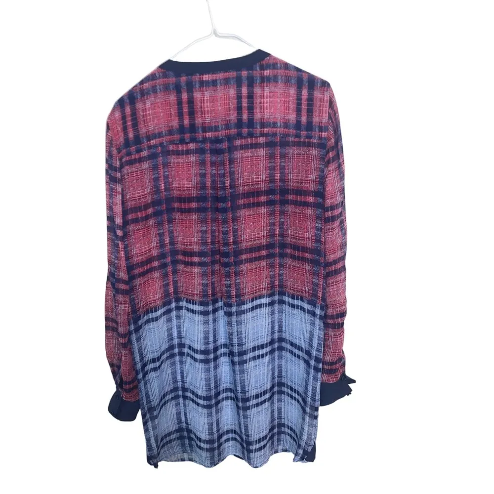BCBGMAXAZRIA chiffon plaid tunic length button down top - Image 7