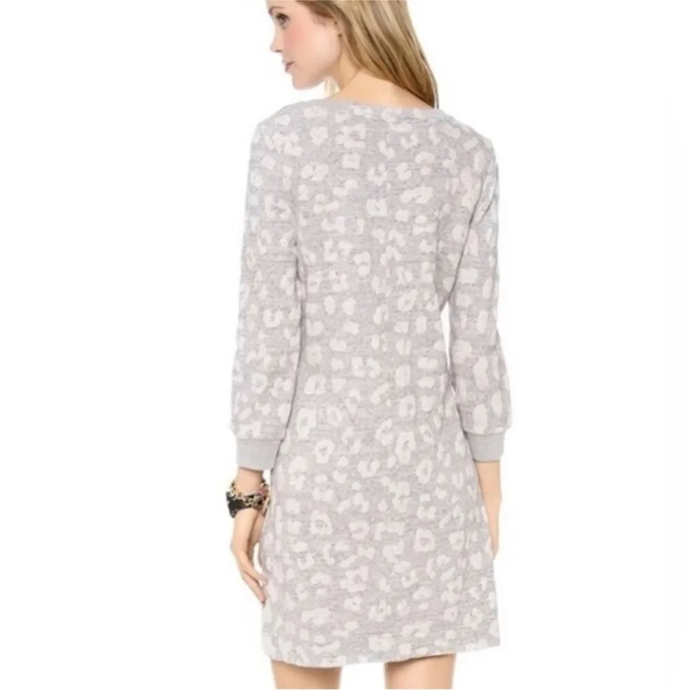 Marc by Marc Jacobs Leona Terry Leopard Print Mini Sweater Dress Light Grey - Image 2